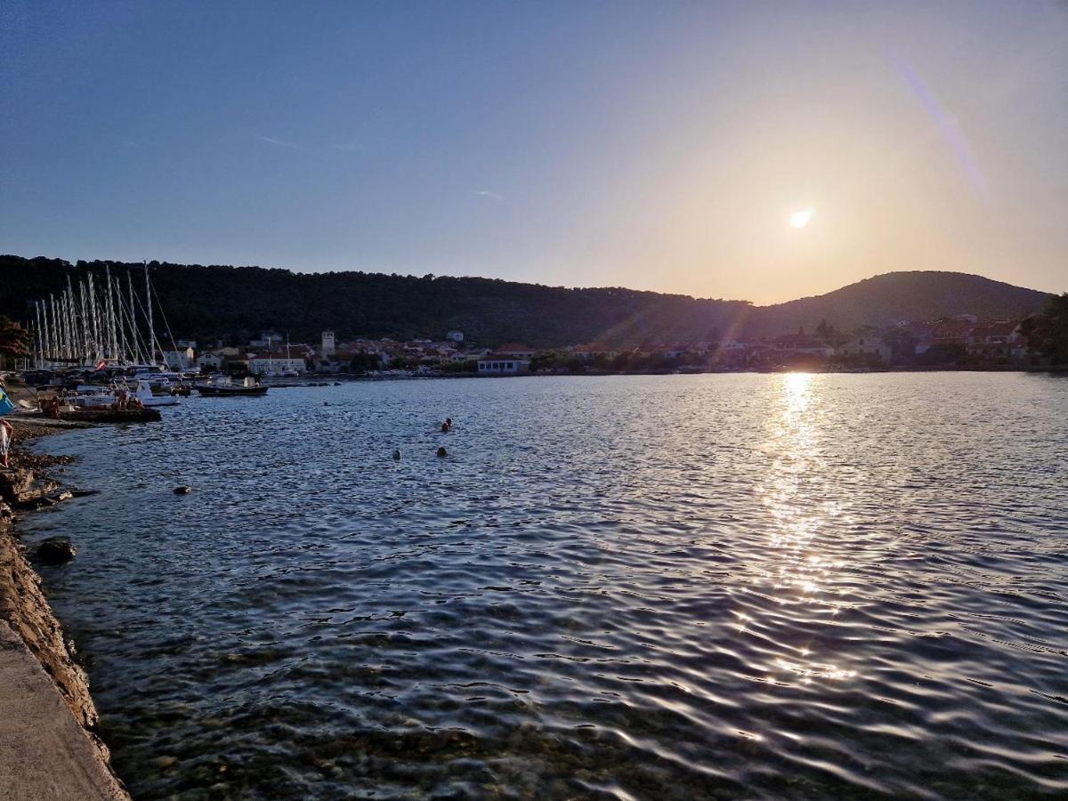 Opacac Apartman Veli Iz